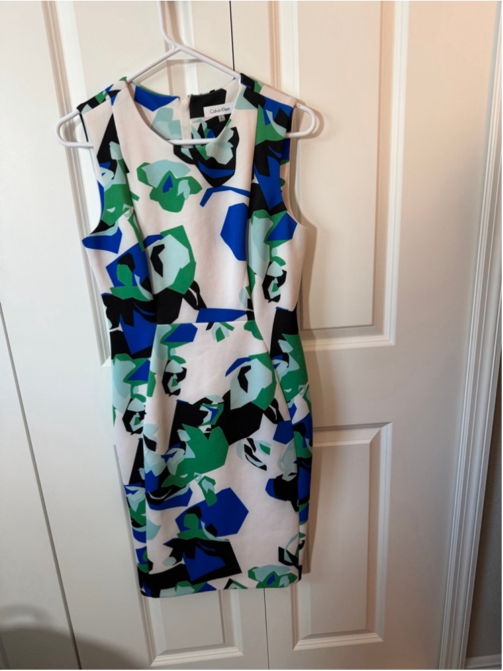 Calvin Klein Floral Sheath Dress White Blue Green Size 8 EUC